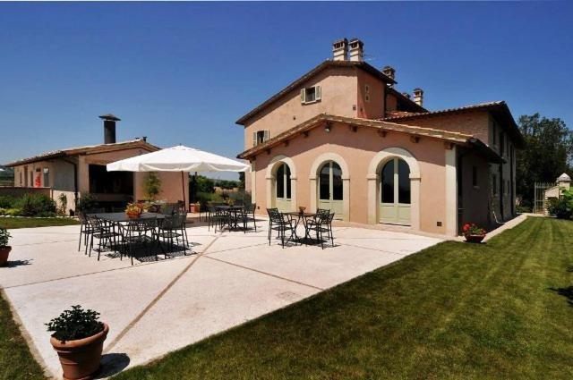 Country House Casco Dell'Acqua Треви Экстерьер фото
